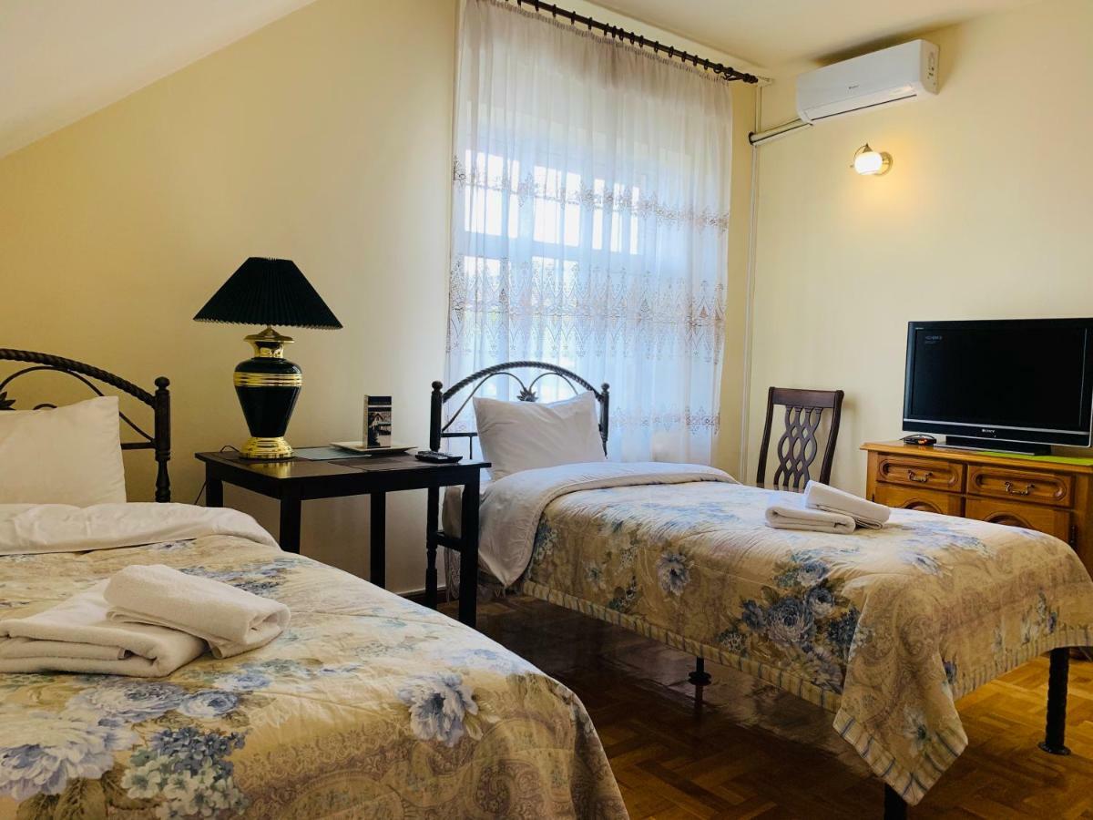 Astoria Garden Bishkek Exterior foto